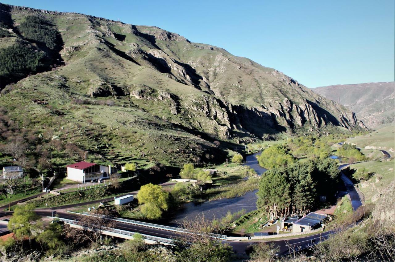 Taoskari Hotel Vardzia  Kültér fotó